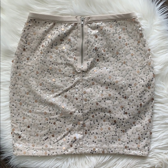 H&M Sequin Mini Skirt - Picture 4 of 5